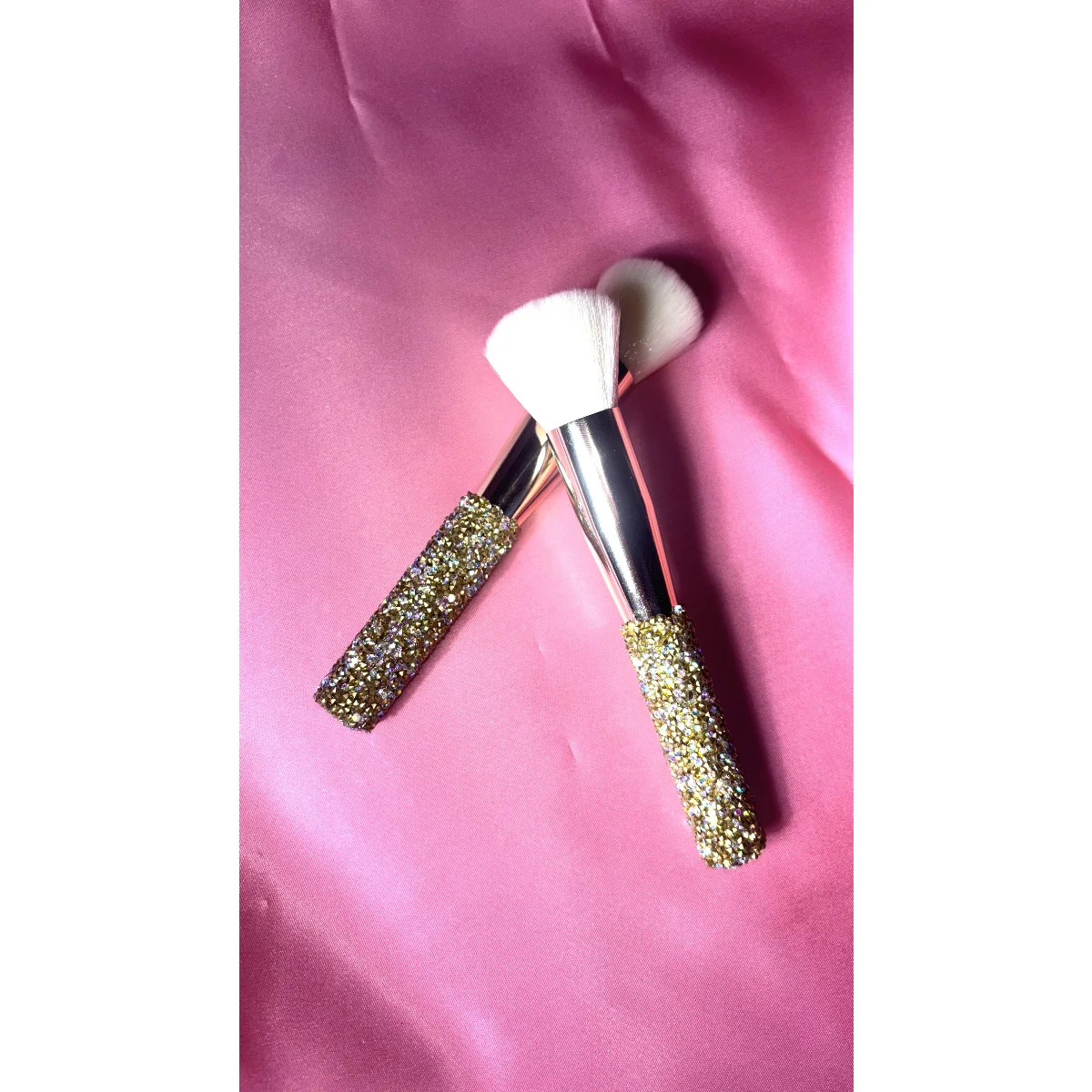 Glitter Handled Powder Brush - Image 5