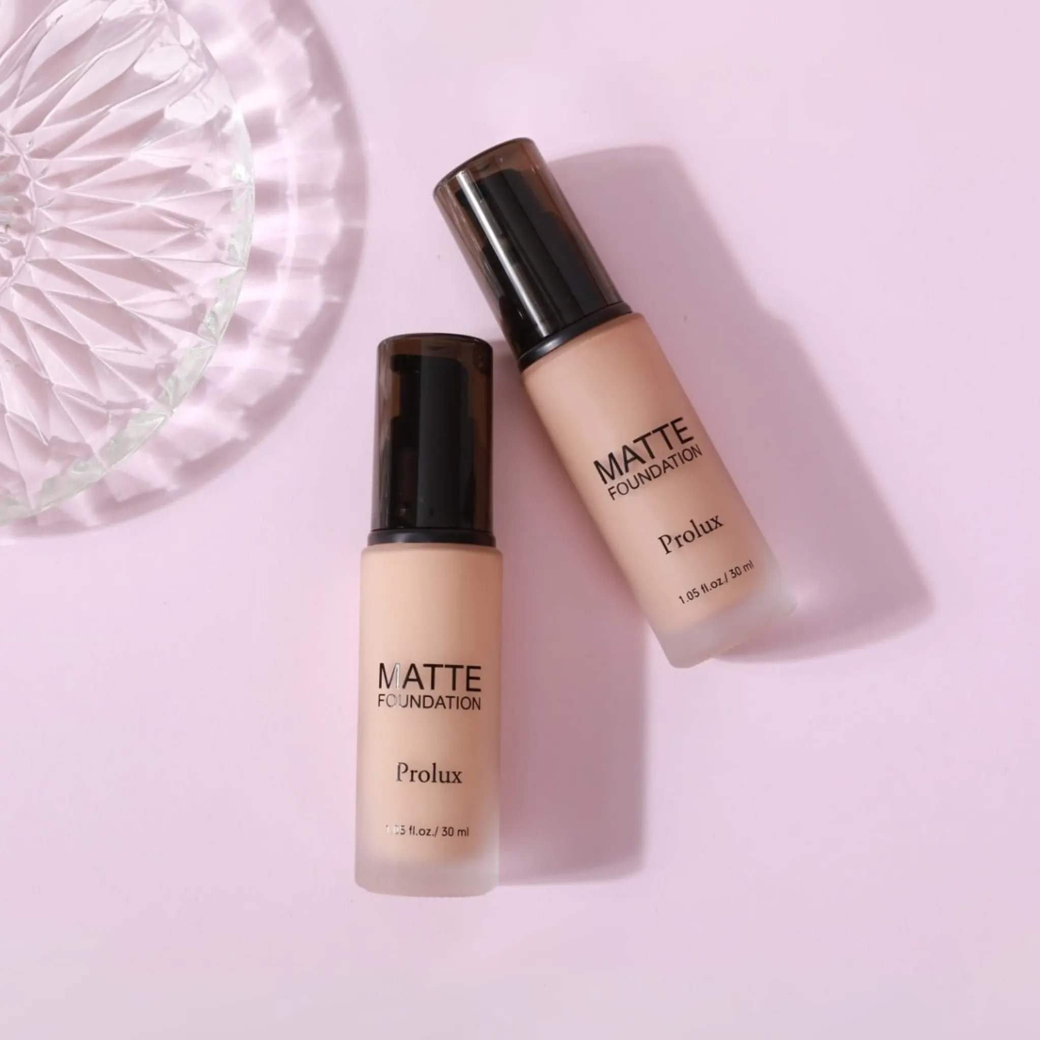 Lightweight Matte Foundation - Image 3